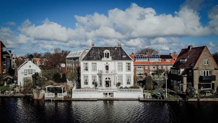 Fredericks & Henderson