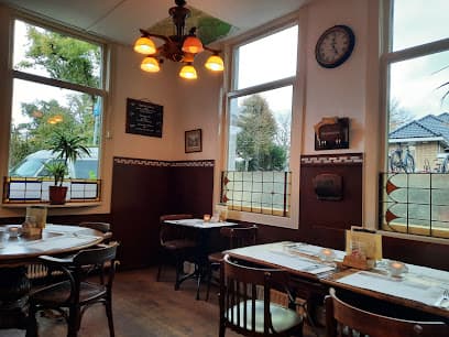 Klein Centraal Overveen