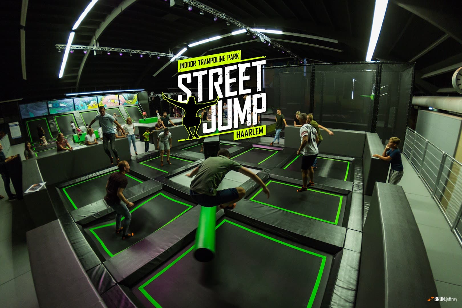Street Jump Haarlem | indoor trampoline park