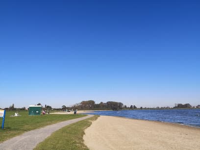 Buitenzwemmen bij de Veerplas