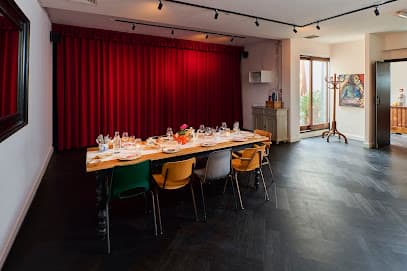 Hello I’m the Zaal