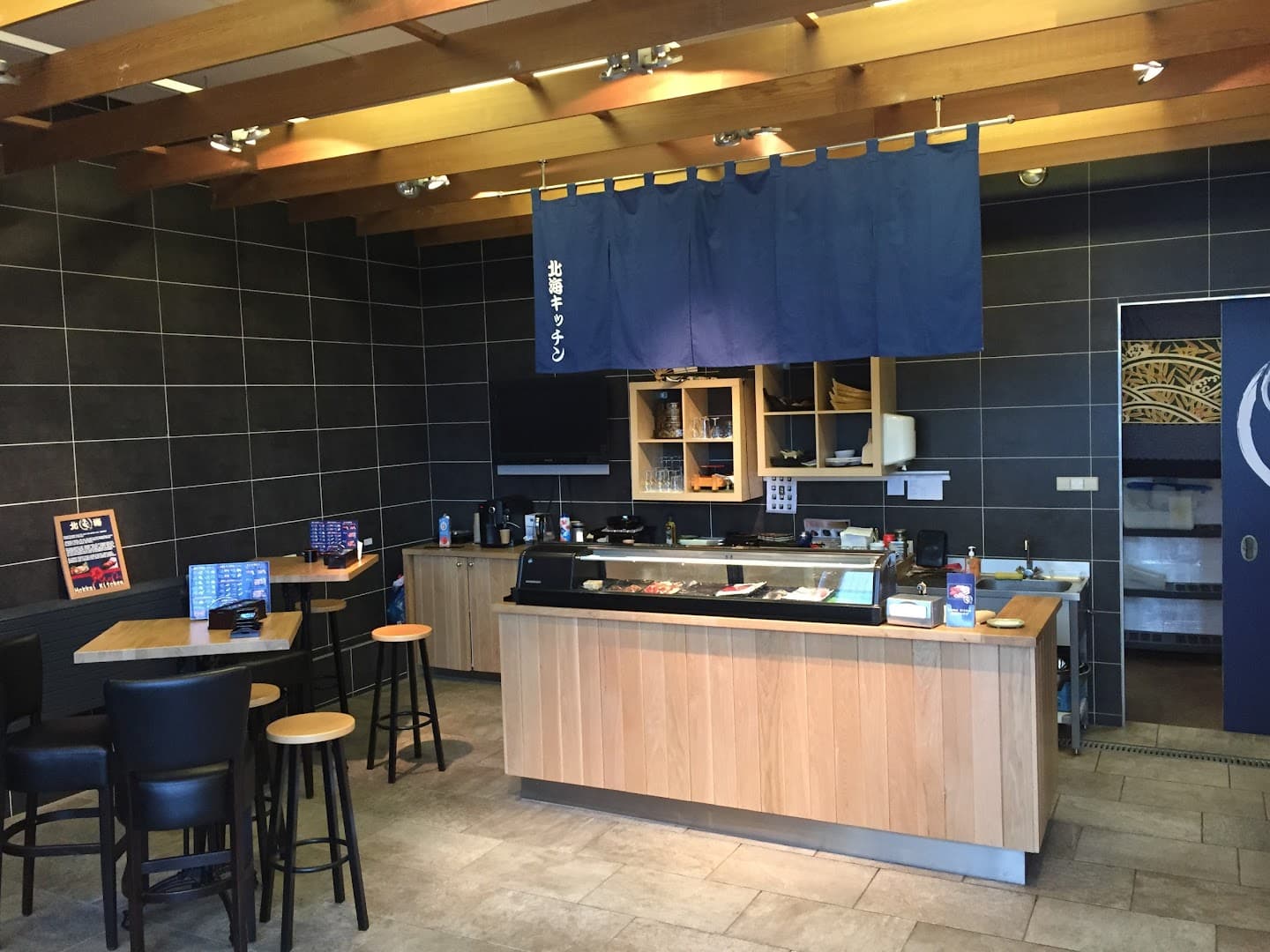 Hokkai Kitchen, échte Japanse sushi eet je in IJmuiden