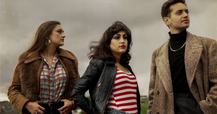 Kitty, Daisy & Lewis + support