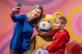 Be your selfie!